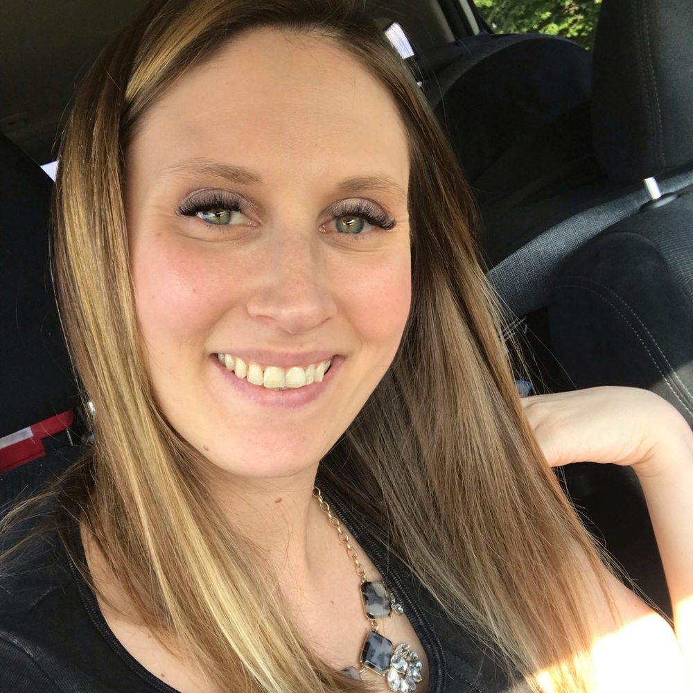 Meet your Posher, Crystal